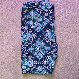 LLR TC Snowflake and Geometric pattern